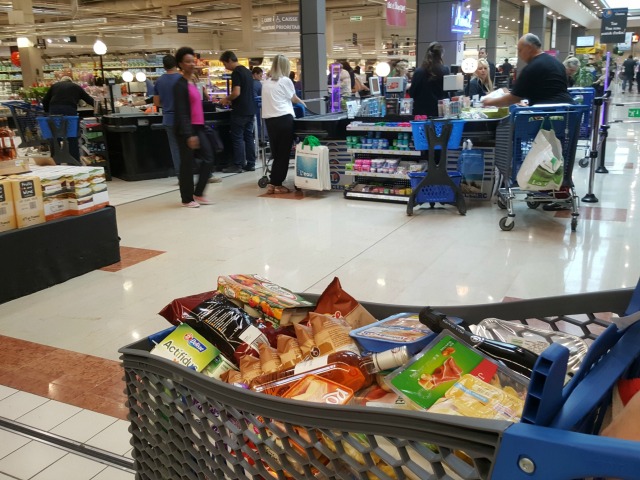 07 supermarket shopping